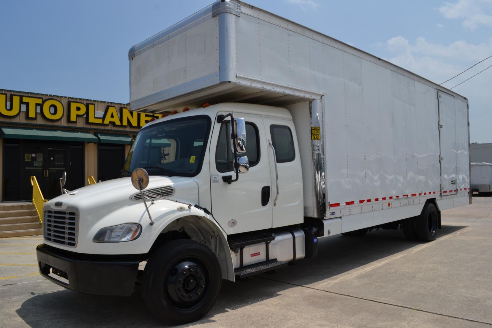 2016 WHITE /GRAY FREIGHTLINER M2-106 with an CUMMINS B6.7L 260HP engine, ALLISON 2500RDS AUTOMATIC transmission, located at 9172 North Fwy, Houston, TX, 77037, (713) 910-6868, 29.887470, -95.411903 - Photo#0